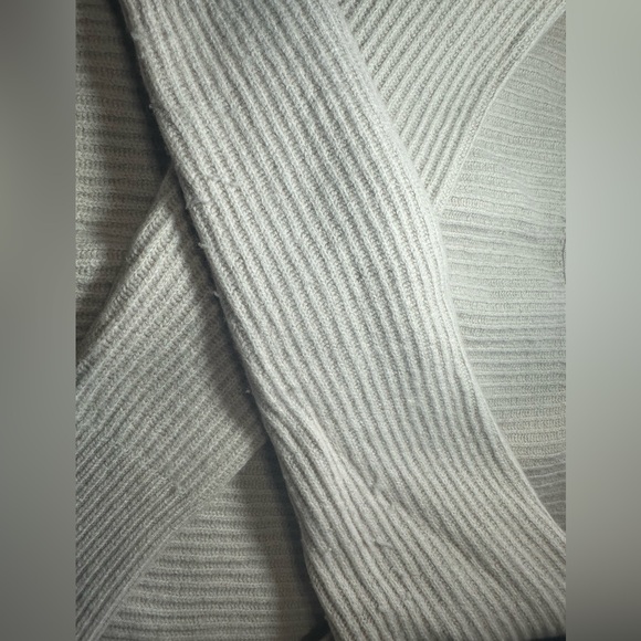 Club Monaco Cream Button-Up Cardigan - Picture 14 of 14